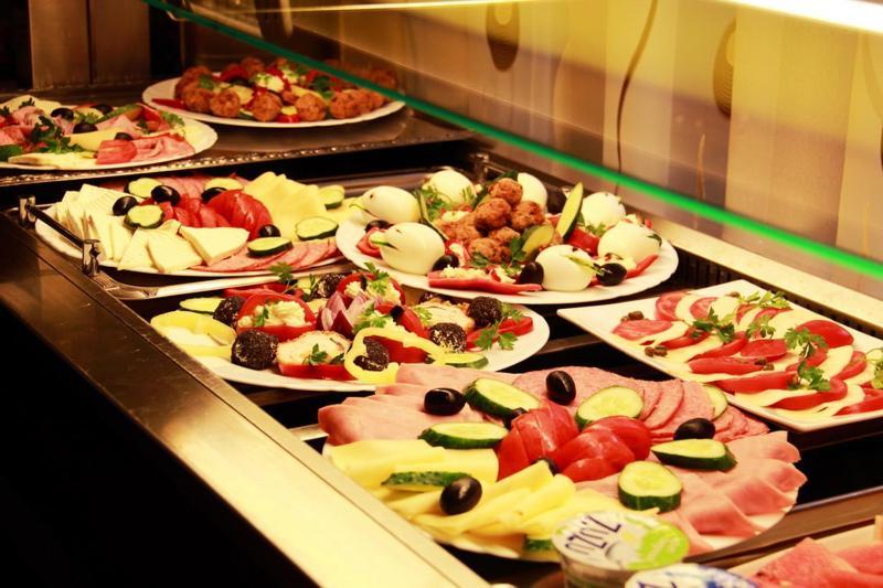 Genco Hotel Mountain View Предеал Екстериор снимка